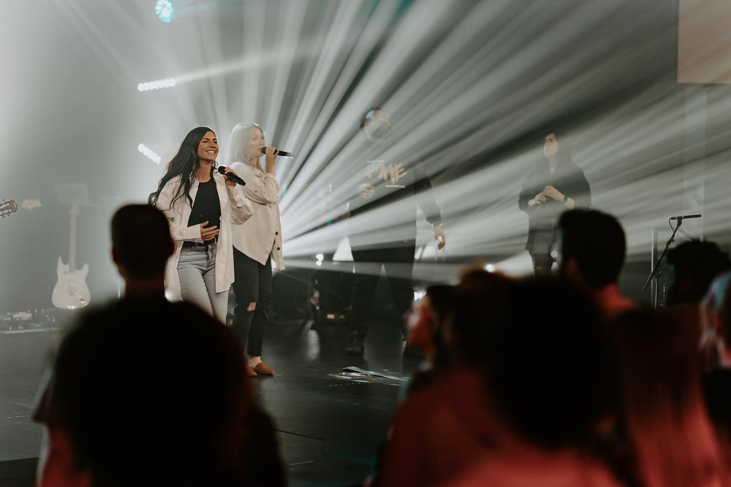 A room full of worship at Emmanuel